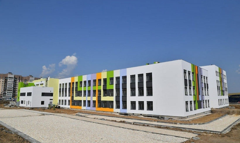 Новую школу в Солнечном-2 готовят к приему учеников